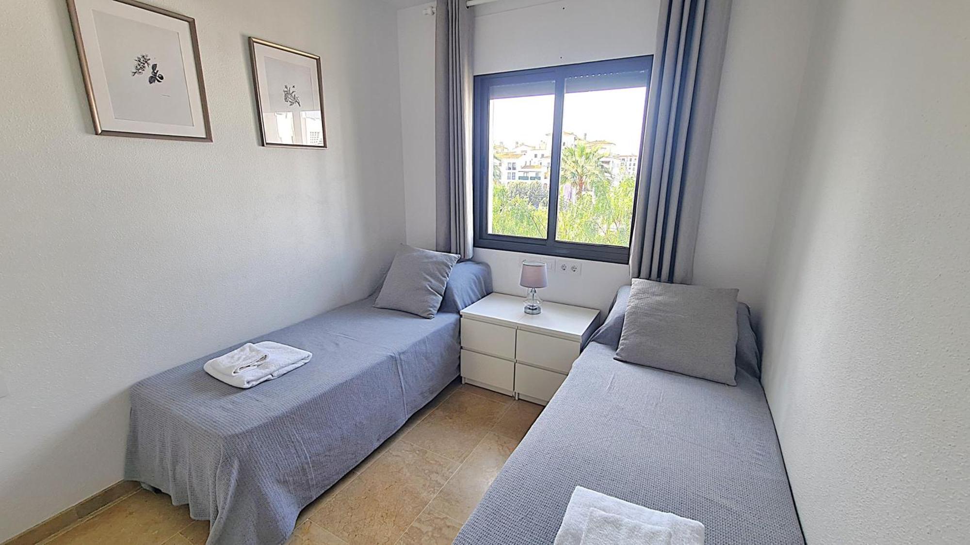Lovely 2-Bed Apartment In Marina De La Duquesa Castillo de Sabinillas Dış mekan fotoğraf